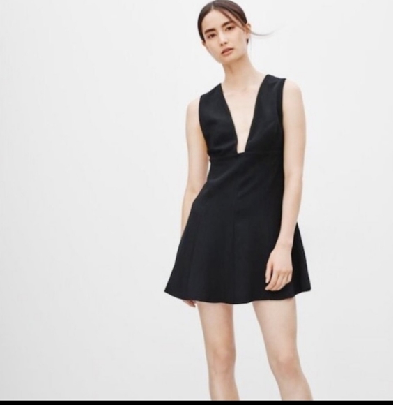 Aritzia Wilfred Montbrun Faux Suede Mini A-Line Dress w Plunging Neck Size 6 - Picture 6 of 16